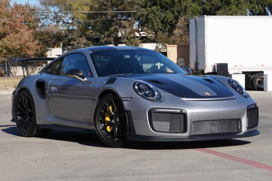 Porsche 911 GT2 RS Weissach Package (991) '2018
